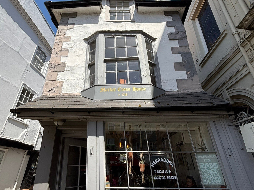The  Crooked House of Windsor-温莎必去景点
