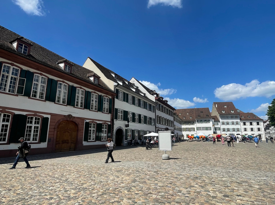 Müensterplatz-巴塞尔必去景点