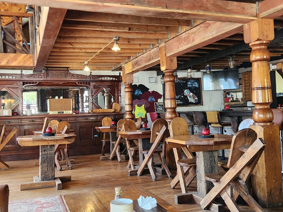雅芳酒店主图