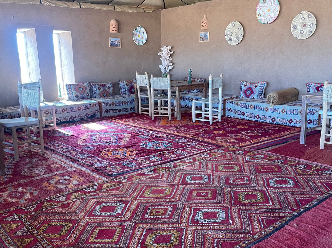 Desert Maroc Tours - Day Tours-扎古拉必去景点