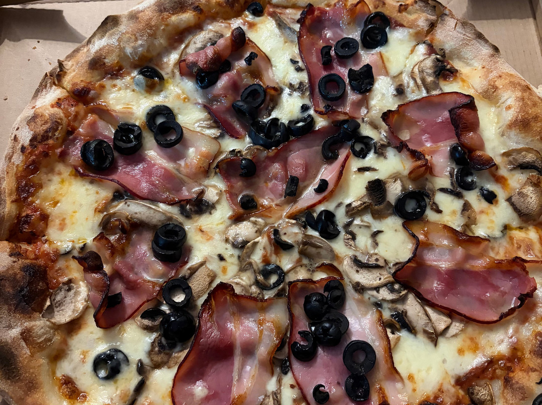 Três Marias Pizzaria Artesanal