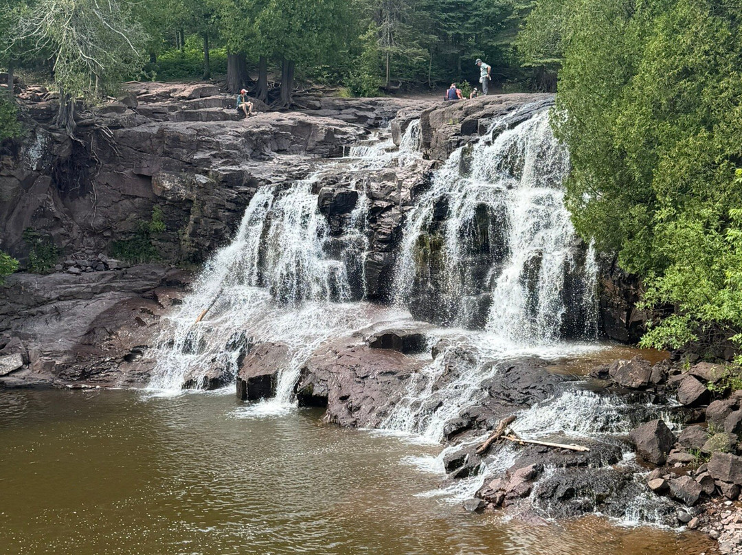 Gooseberry Falls State Park-Two Harbors必去景点