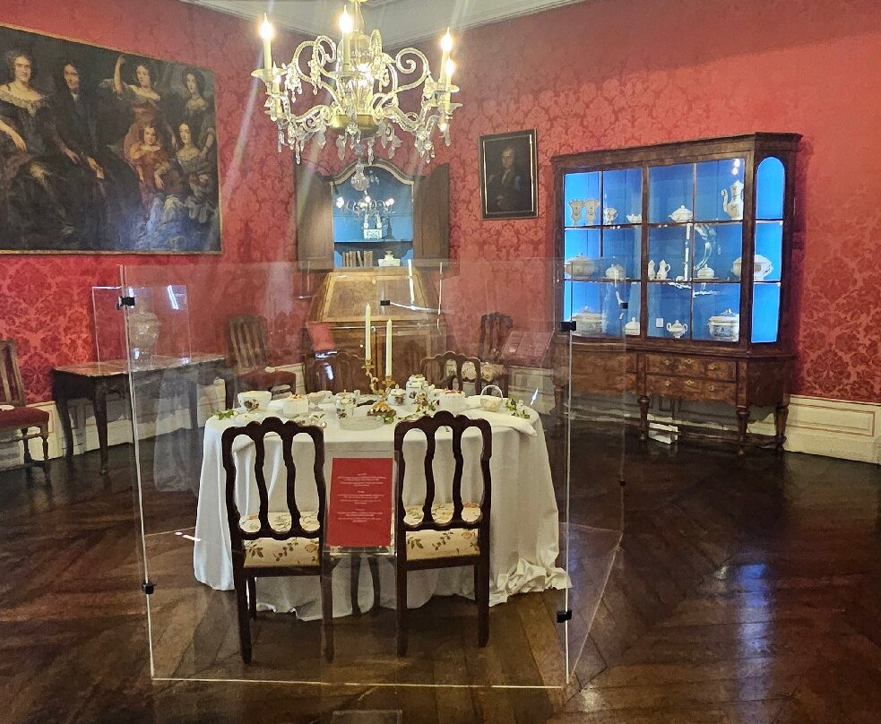 Le Musée des Arts décoratifs-那慕尔必去景点