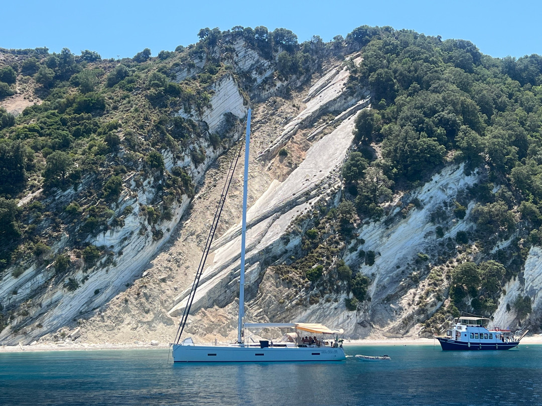 Valsamis cruises-Poros必去景点