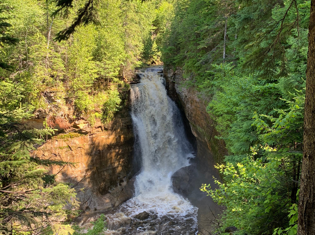 Miners Falls-缪尼辛必去景点