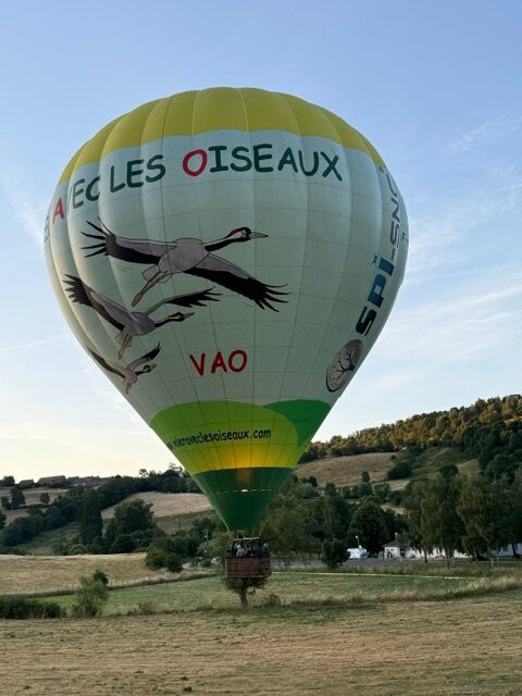 Voler Avec les Oiseaux-奥里亚克必去景点