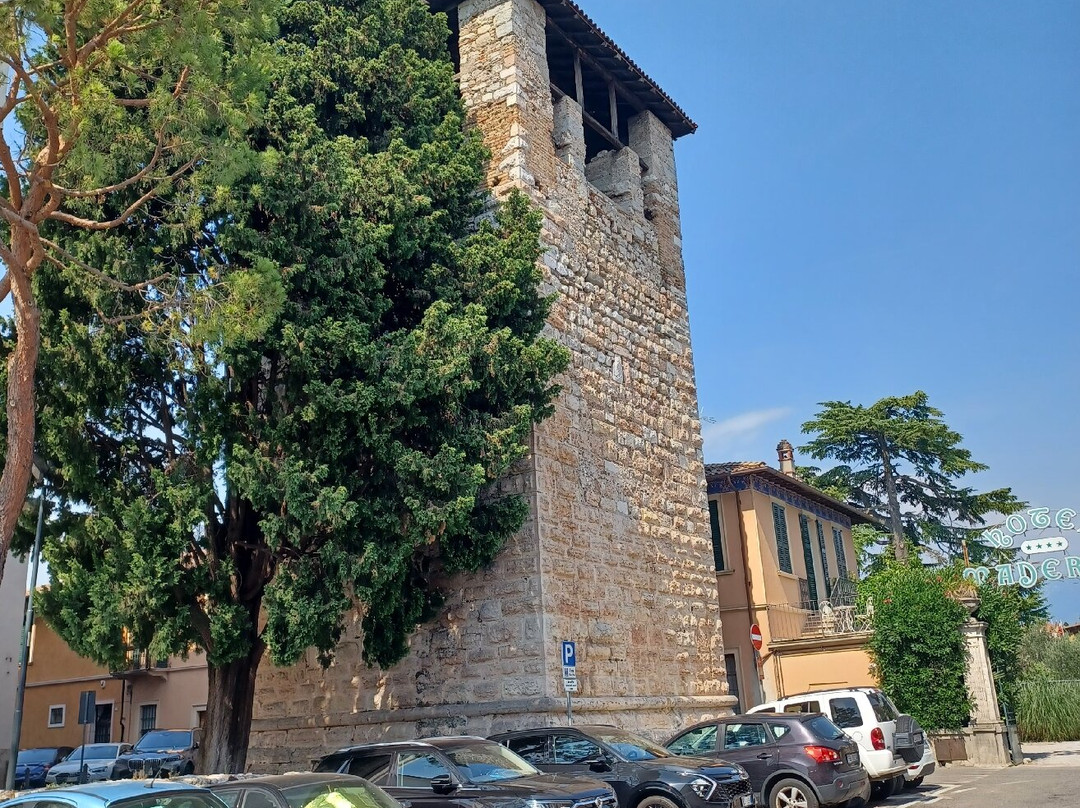 La Torra Campanaria-Toscolano-Maderno必去景点
