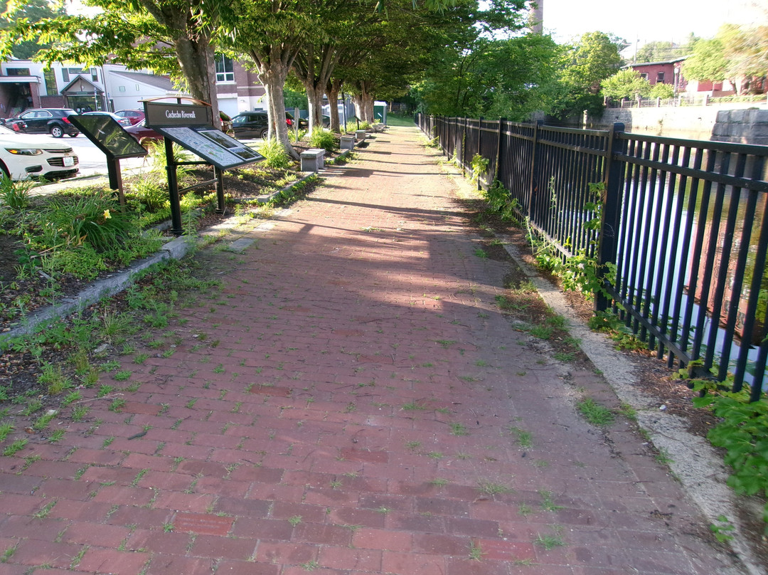 Cochecho Riverwalk-Dover必去景点