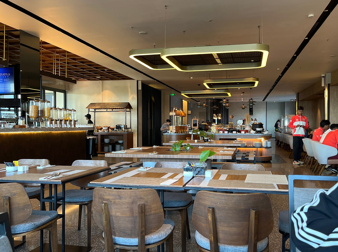 三宝垄阿鲁斯酒店主图