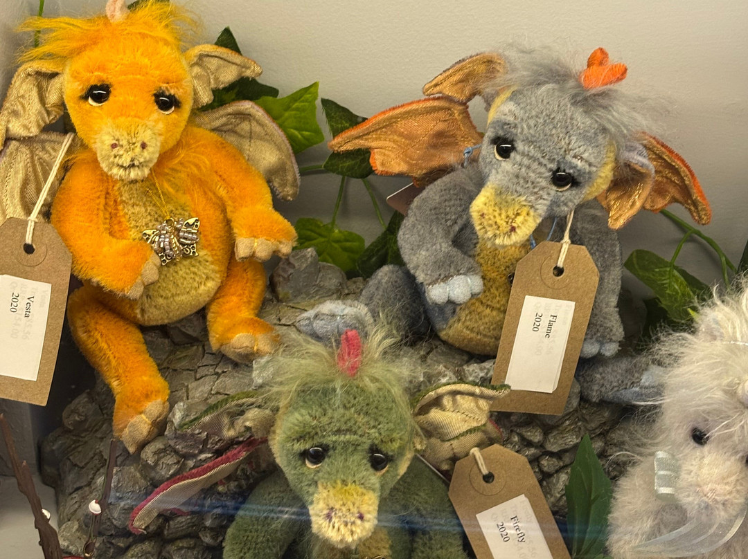 Charlie Bears Gallery & Shop-朗塞斯顿必去景点