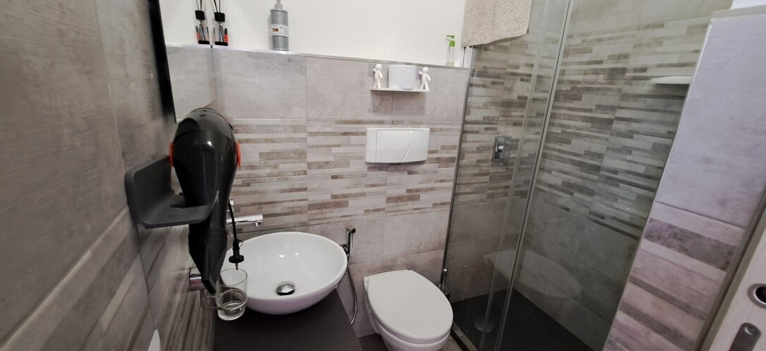 Elly Guest House