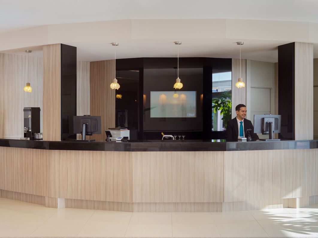 H10怀特精品套房酒店-仅限成人-旅行者