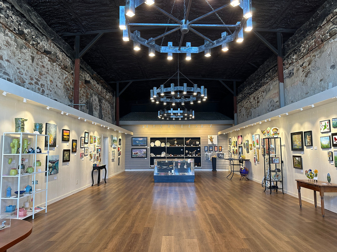 Llano Fine Arts Guild and Gallery-Llano必去景点