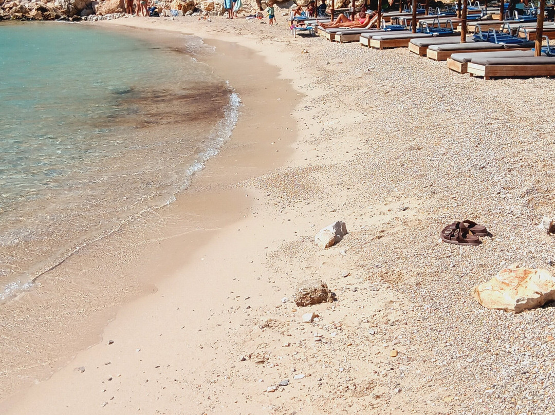 Glaroi Beach-Moni Mirsinidiou必去景点