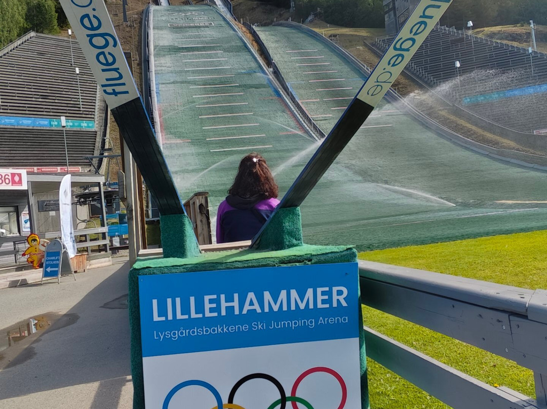 Lysgardsbakkene Ski Jumping Arena-利勒哈默尔必去景点