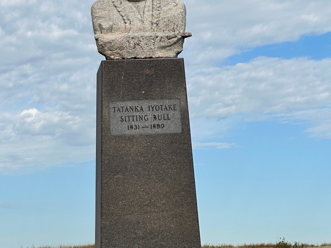 Sitting Bull Memorial-Mobridge必去景点