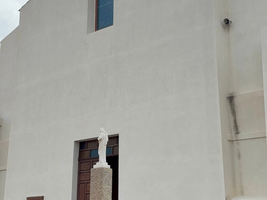 Church of Saint Theresa-圣特雷莎加卢拉必去景点