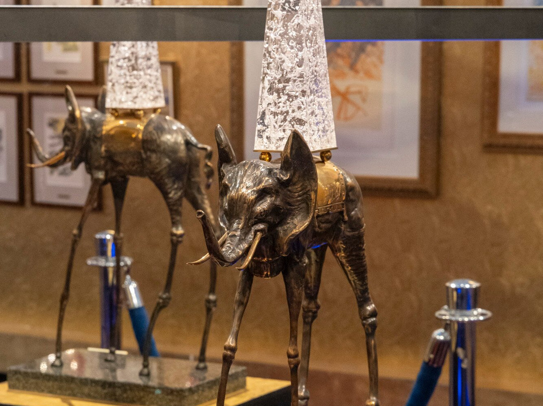 Salvador Dali Exhibition-布鲁日必去景点