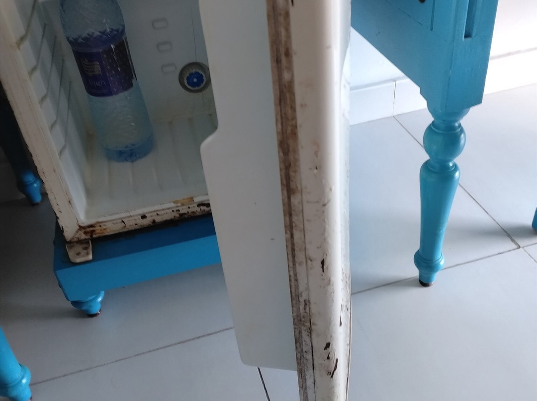 丽晶水疗酒店主图
