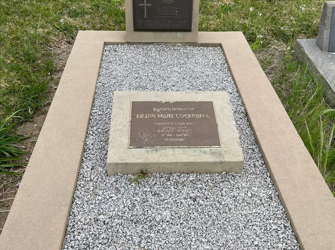 Apollo Bay Cemetery-Marengo必去景点