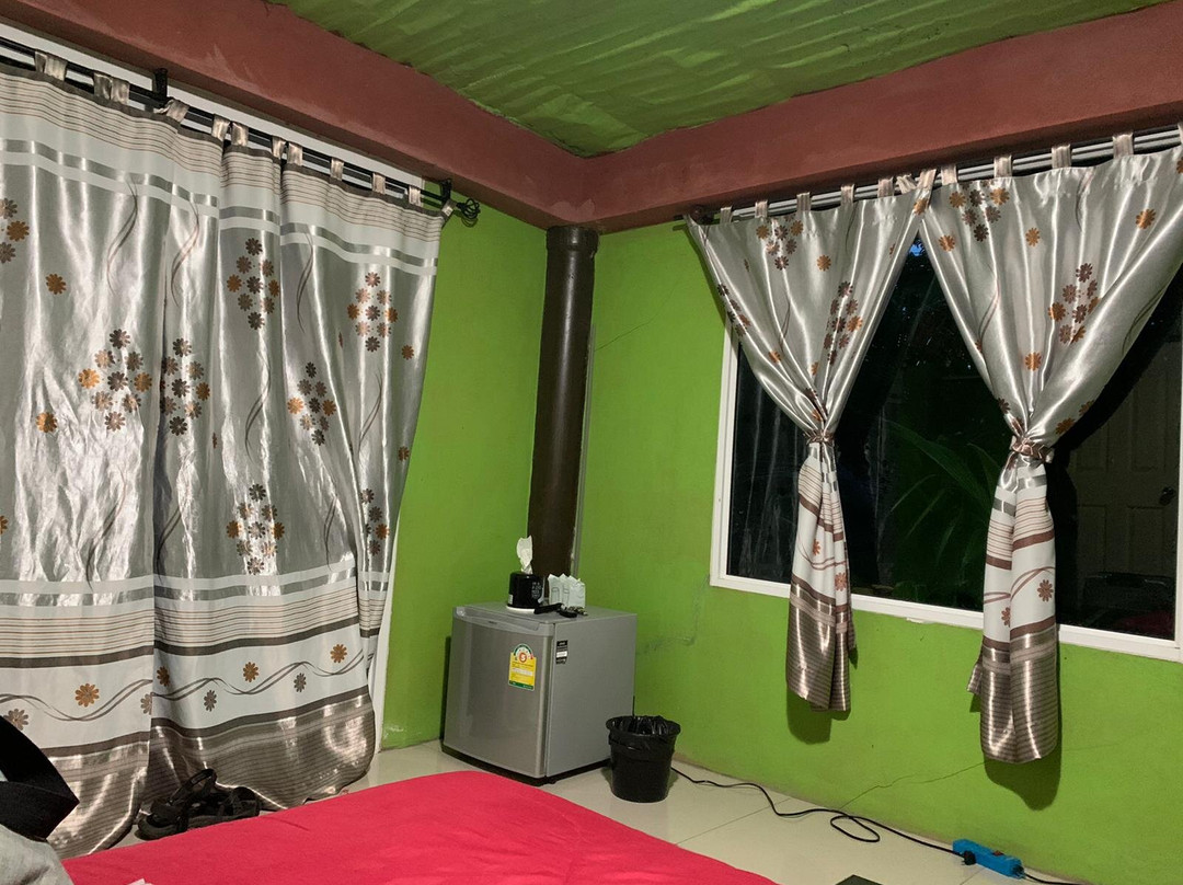 Baan Loylom Farmstay