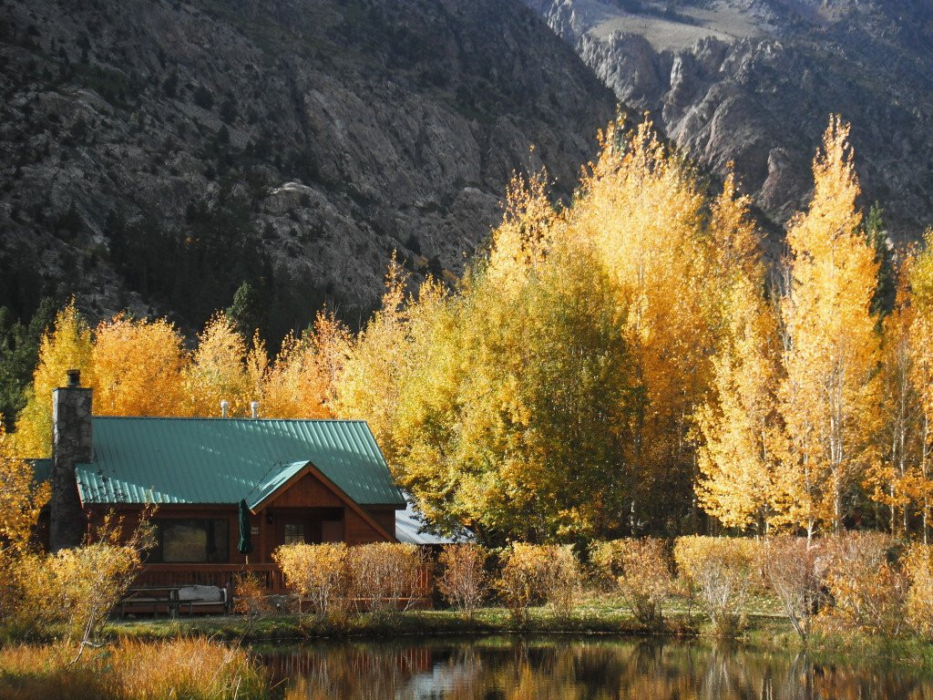 六月湖酒店住宿-双头鹰水疗度假酒店