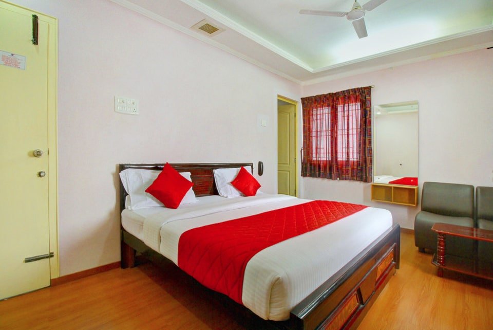 OYO 6732 Dheeran Residency-官方