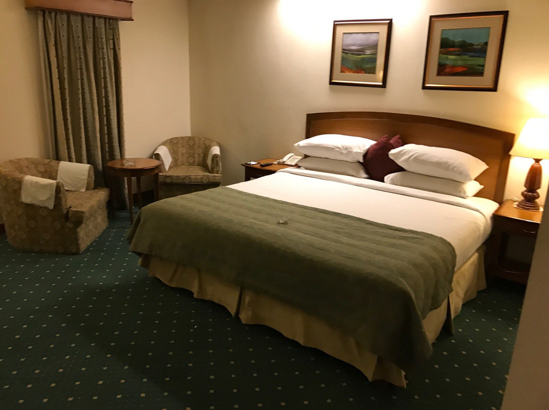 Embassy Inn