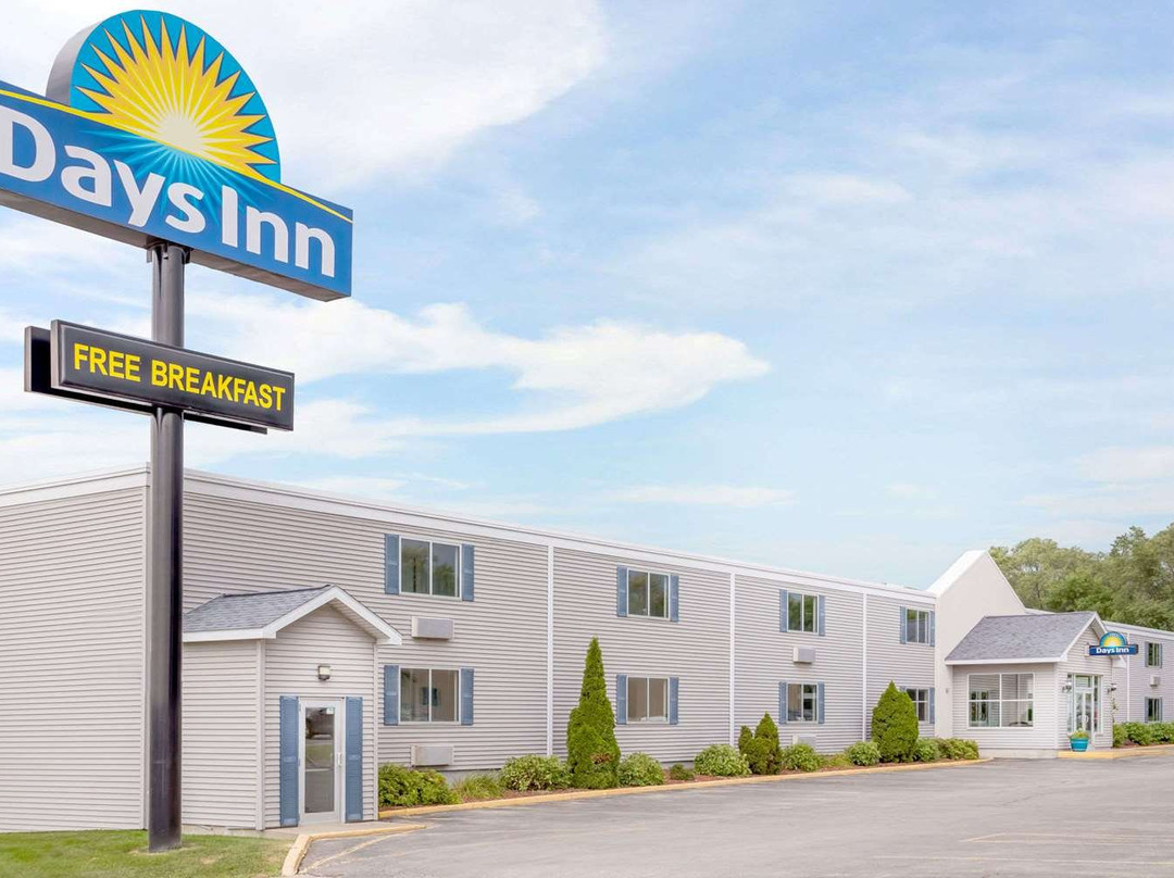 Days Inn by Wyndham Cedar Falls- University Plaza