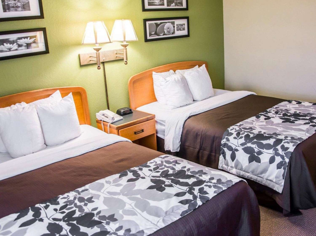 Sleep Inn & Suites主图