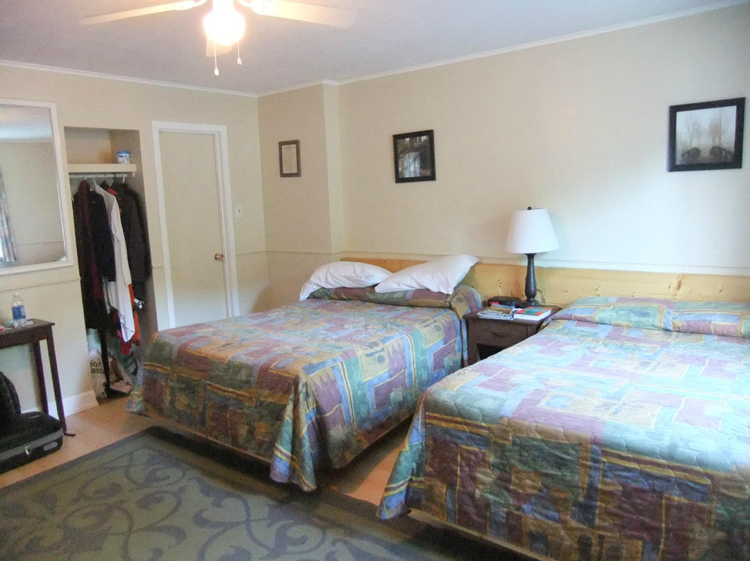 Riverside Court RV And Cabins(formally Riverside Motel)主图