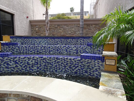 Solana Beach Towne Centre-索拉纳海滩必去景点