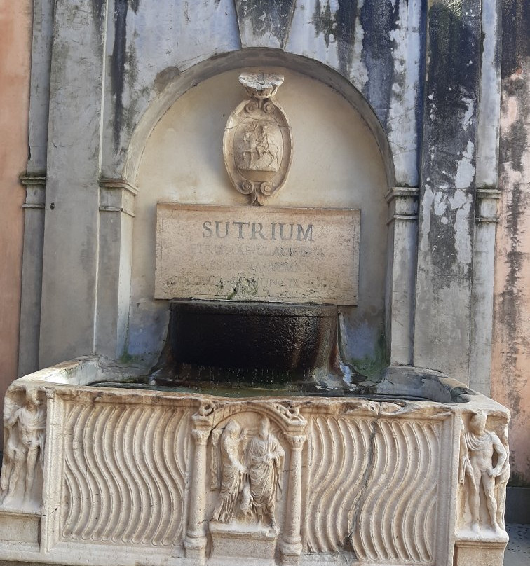 Atrio Comunale-Sutri必去景点