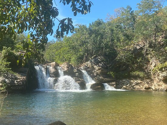 Cachoeira das Araras景点图片