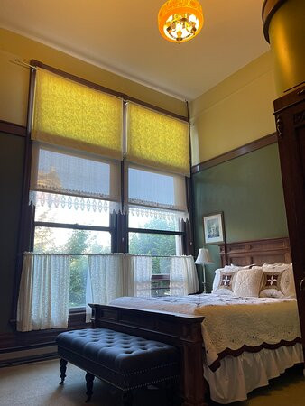 The Palace Hotel主图