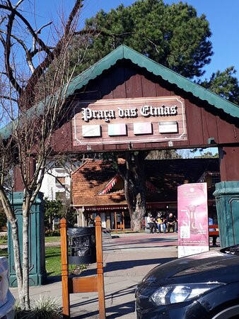 Praça das Etnias-格拉玛多必去景点