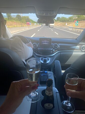 Blackbeard Limos-索伦托必去景点