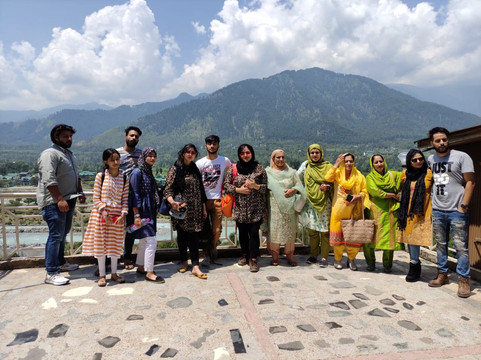 ALHABIB TRAVELS-斯利那加必去景点