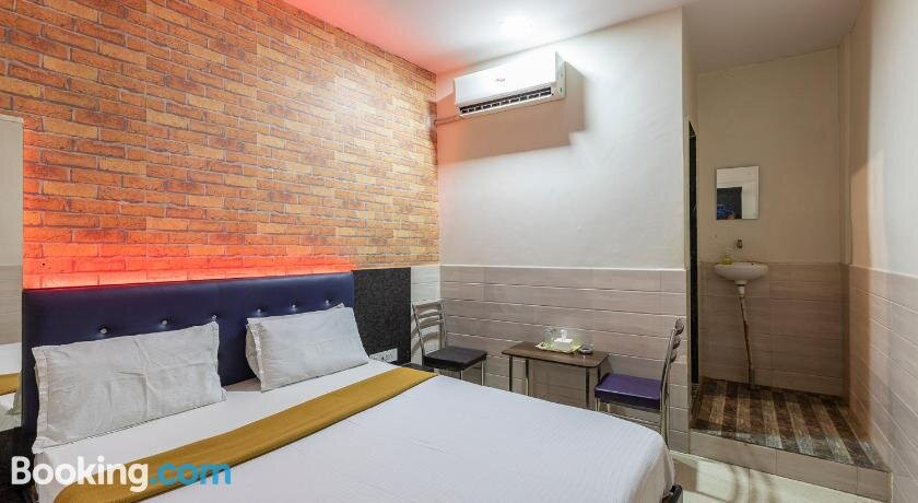 Hotel Amrapali Lodging and Boarding