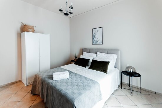 Evgenias Sea View Apartments主图