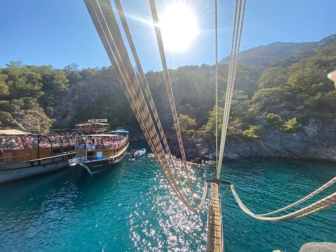 Medusa Boat-厄吕代尼兹必去景点