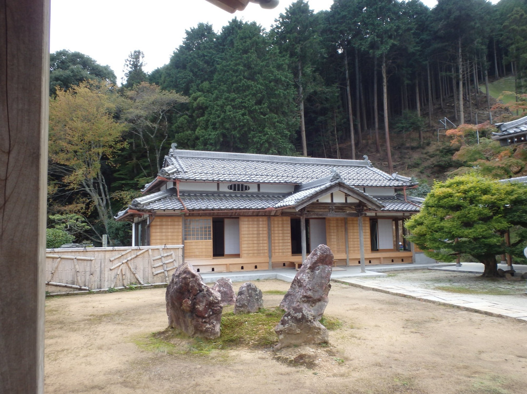Shakuzoji Temple景点图片