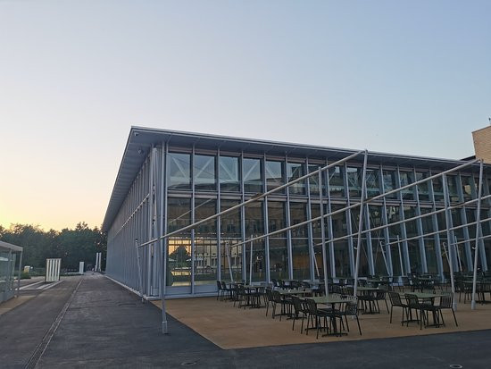 Hotel & Conference Center Sempachersee主图
