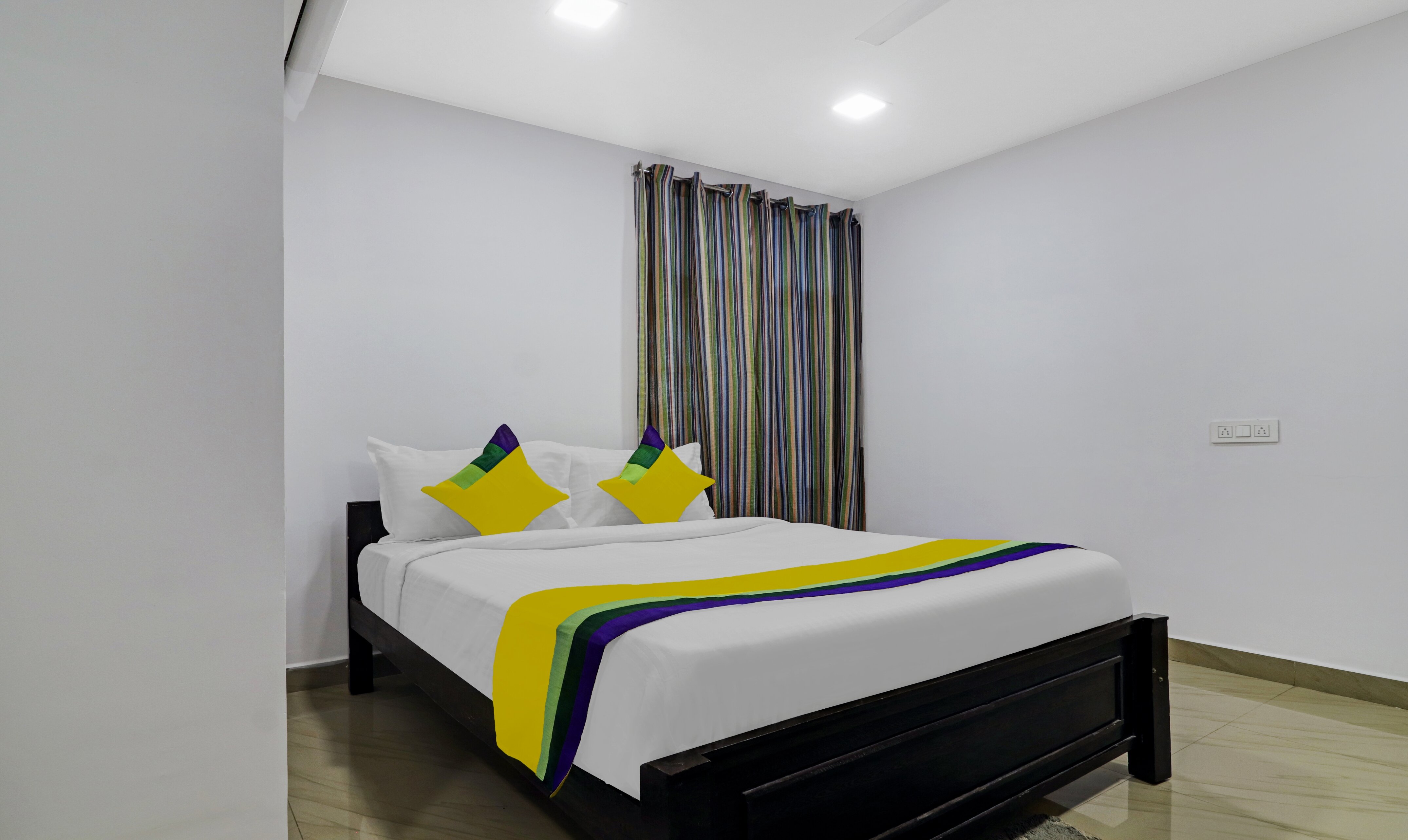 Itsy By Treebo - Lg Grand Inn-客卧