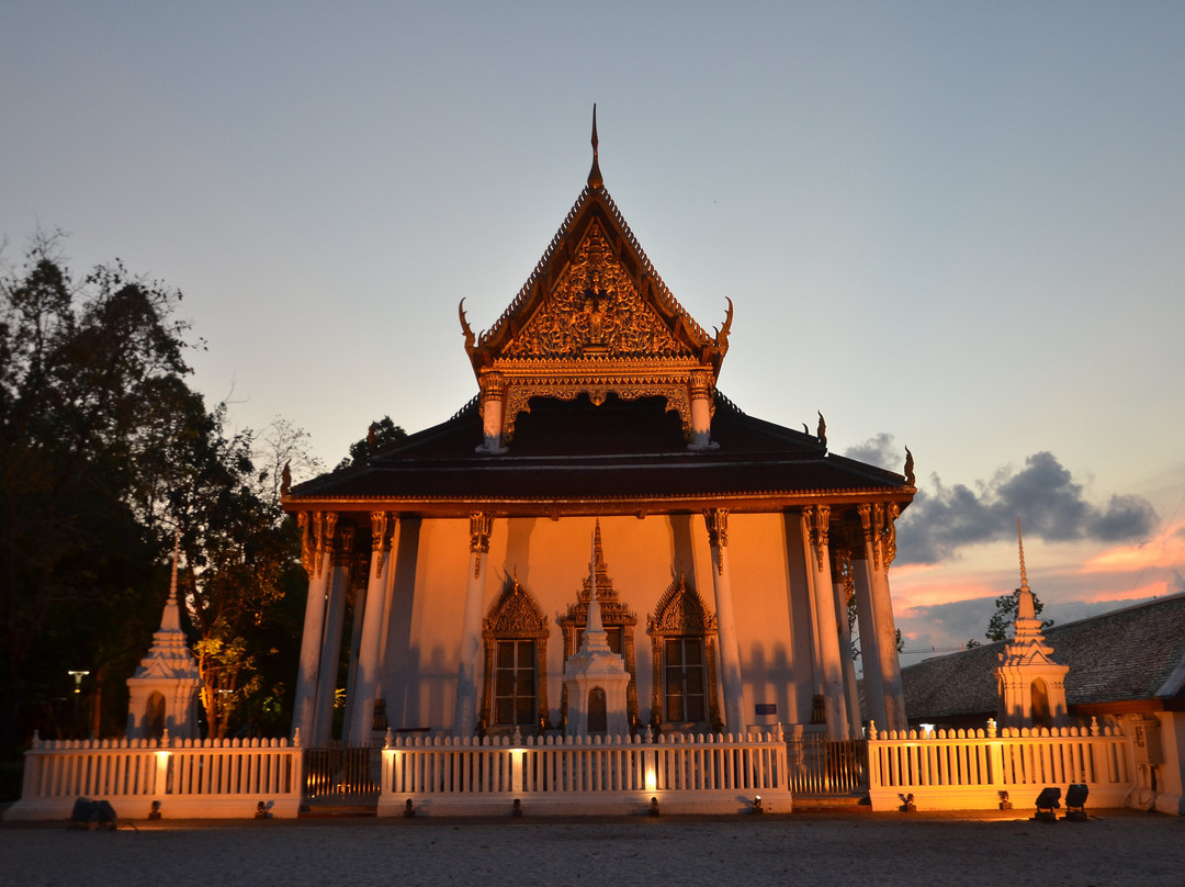 Phra Mahathat Woramaha Wiharn景点图片