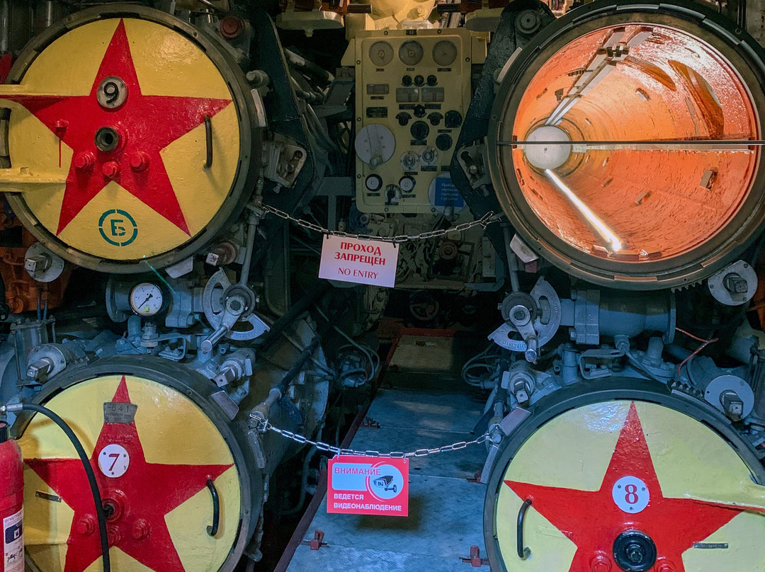 B-413 Submarine Museum景点图片