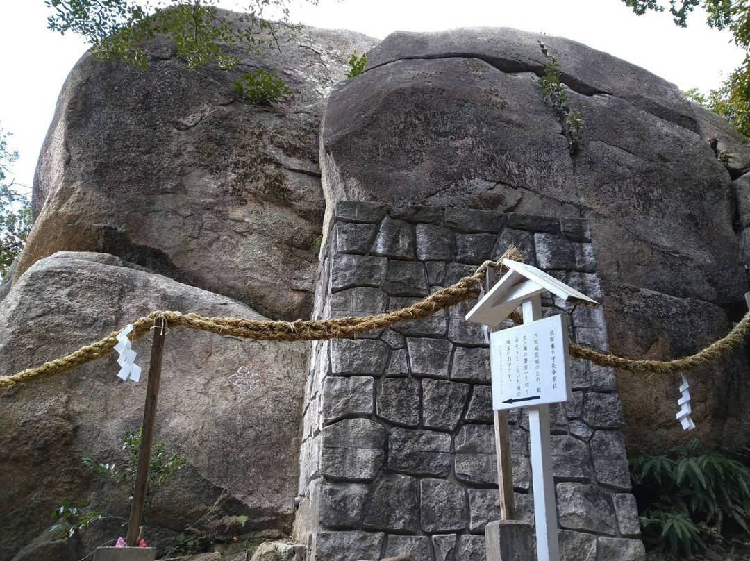 Koshikiiwa Shrine景点图片