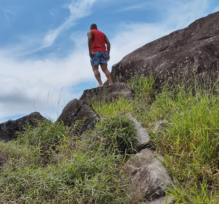 Poco Azul-Lavrinhas必去景点