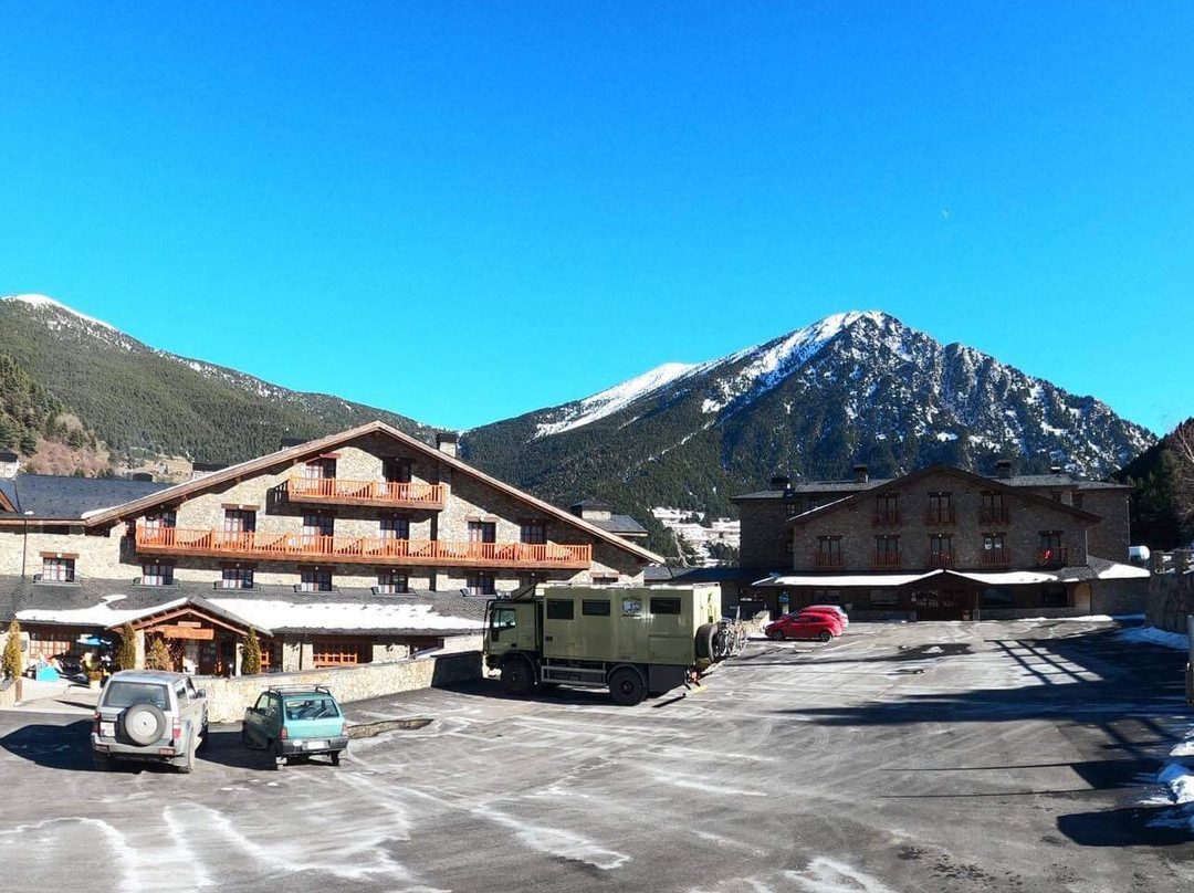 Hotel Os de Civis主图