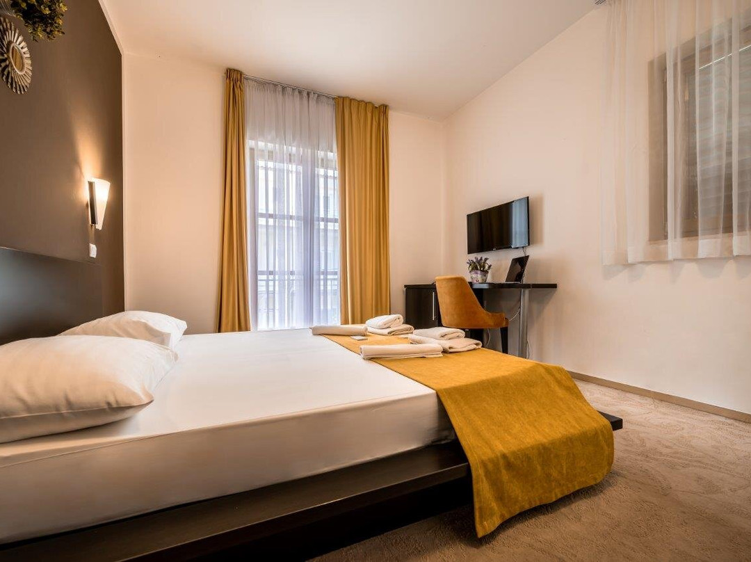 Hotel Nikola主图